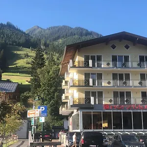 Herzblut Hotel